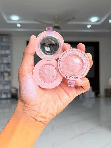 Viral Sheglam Moon Highlighter ππΈβ¨