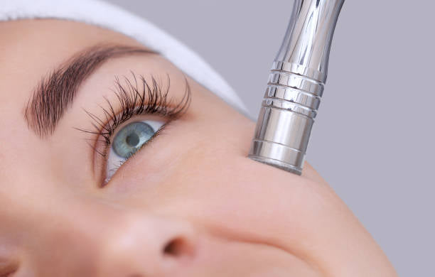 OB Waterproof 3D Mascara - Lush Upward - Black - Silver